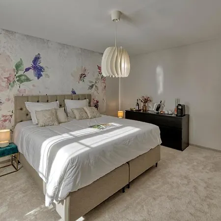 La Nuit Au Quai De Luxe Chardonnay *